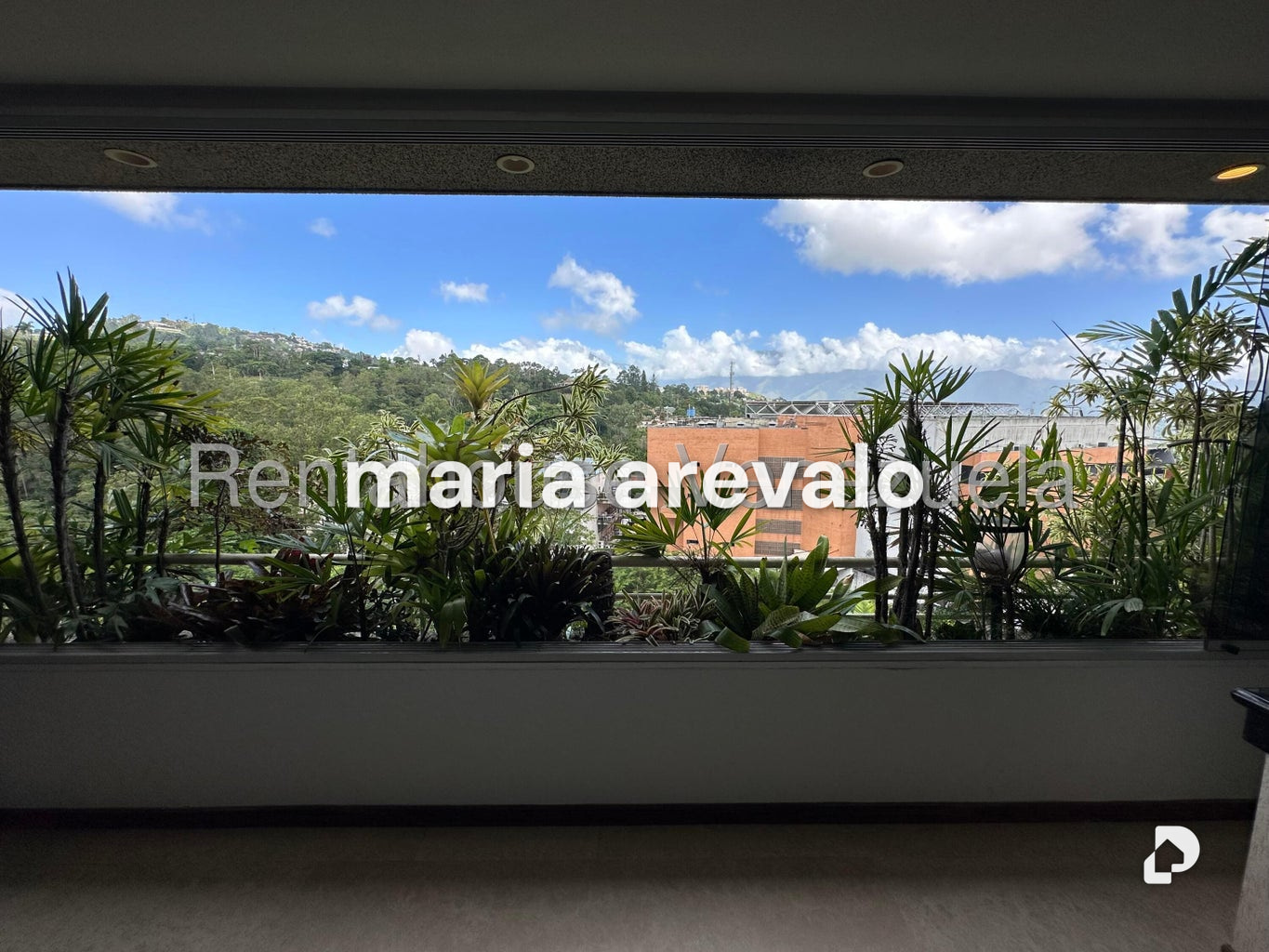 Apartamento en Lomas de La Lagunita, Caracas – 13