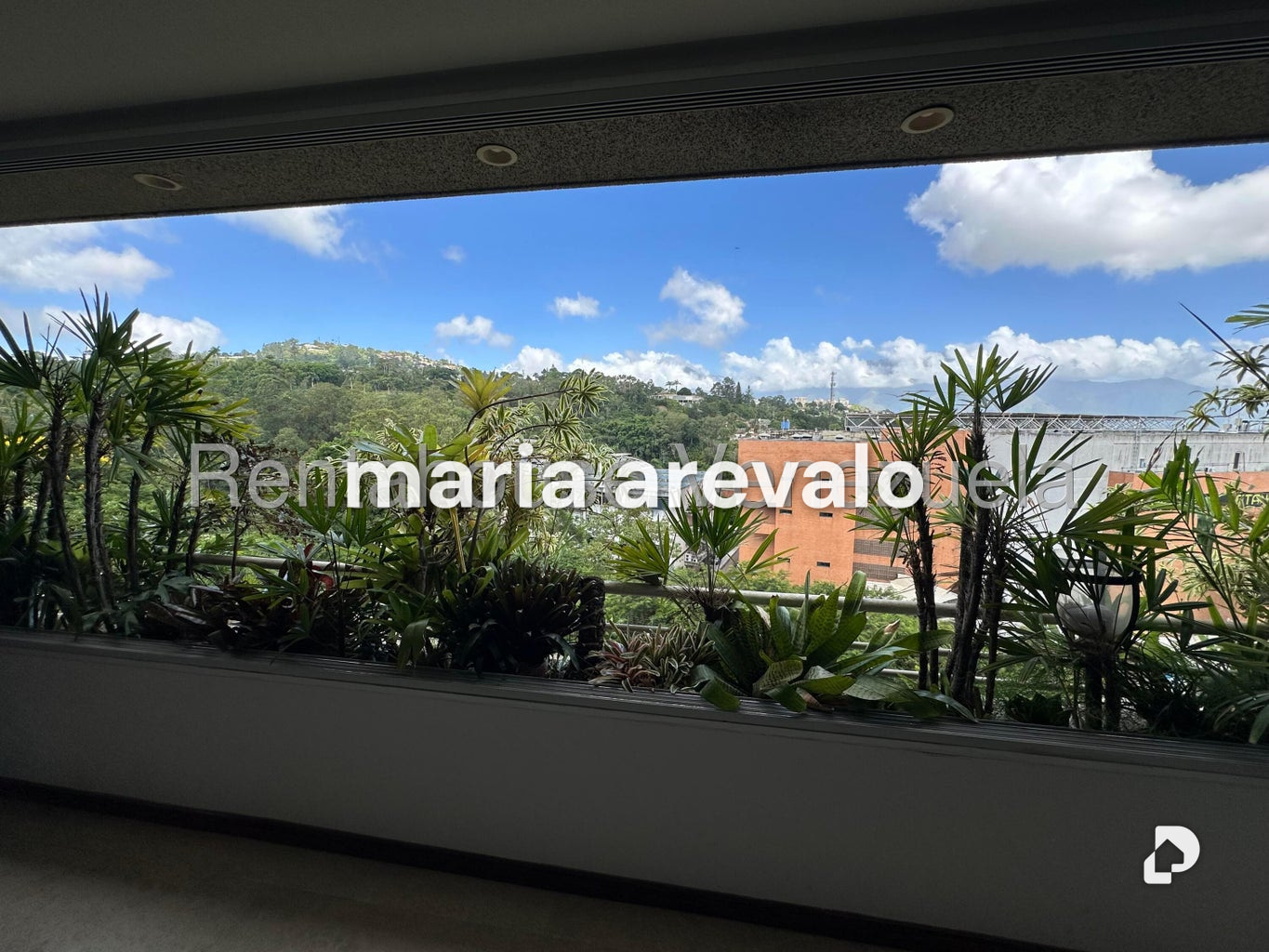 Apartamento en Lomas de La Lagunita, Caracas – 15