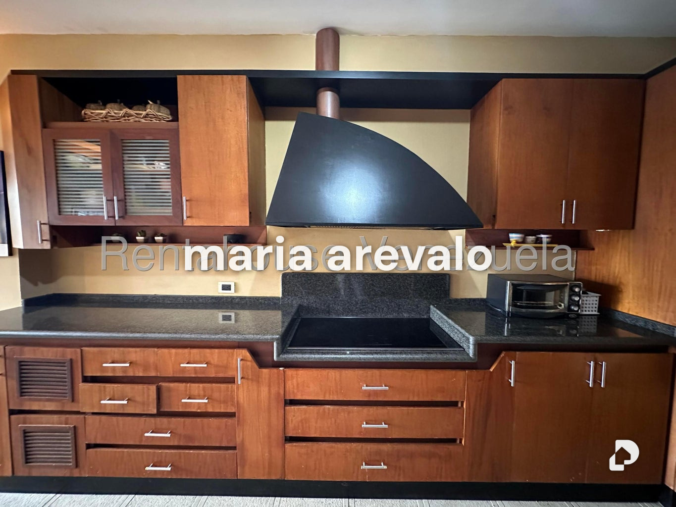 Apartamento en Lomas de La Lagunita, Caracas – 23