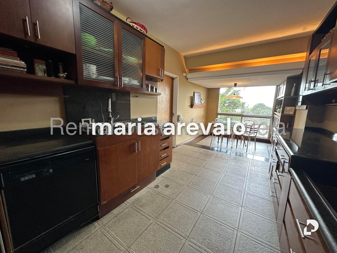 Apartamento en Lomas de La Lagunita, Caracas – 24