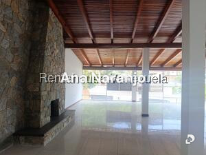 Casa en Prados del Este, Caracas – 10