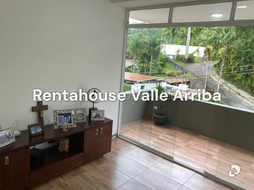 Apartamento en Oripoto, Caracas – 17