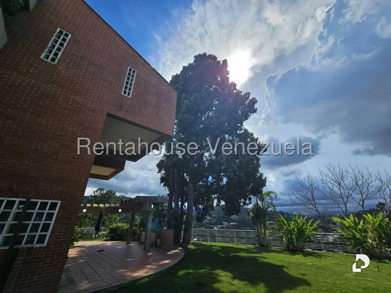 Casa en Macaracuay, Caracas – 24