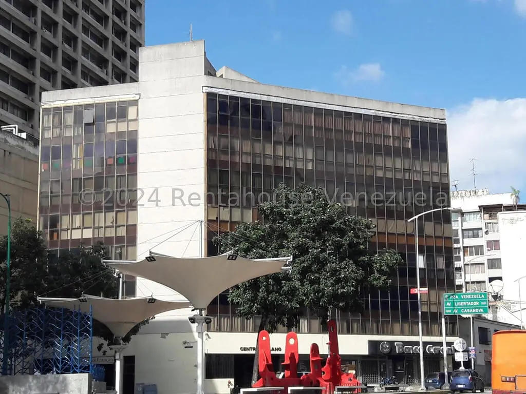 Oficina en Las Delicias de Sabana Grande, Caracas - 1