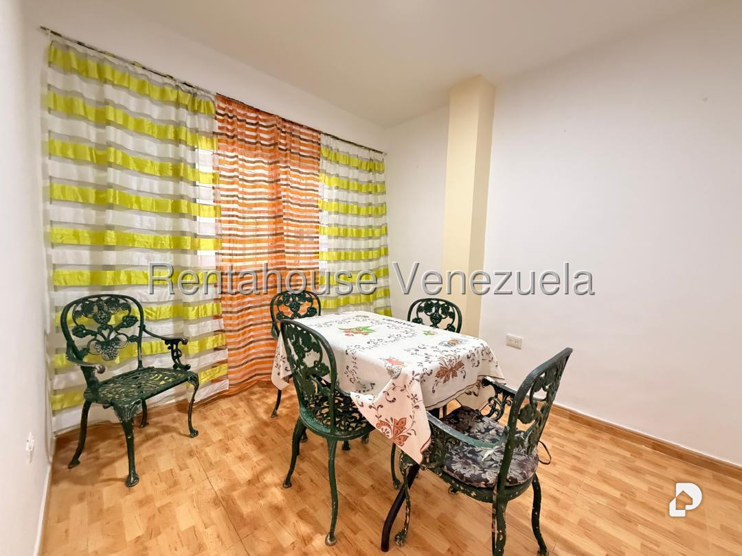 Casa en Montecristo, Caracas – 12