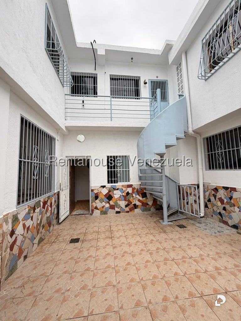 Casa en Montecristo, Caracas – 4