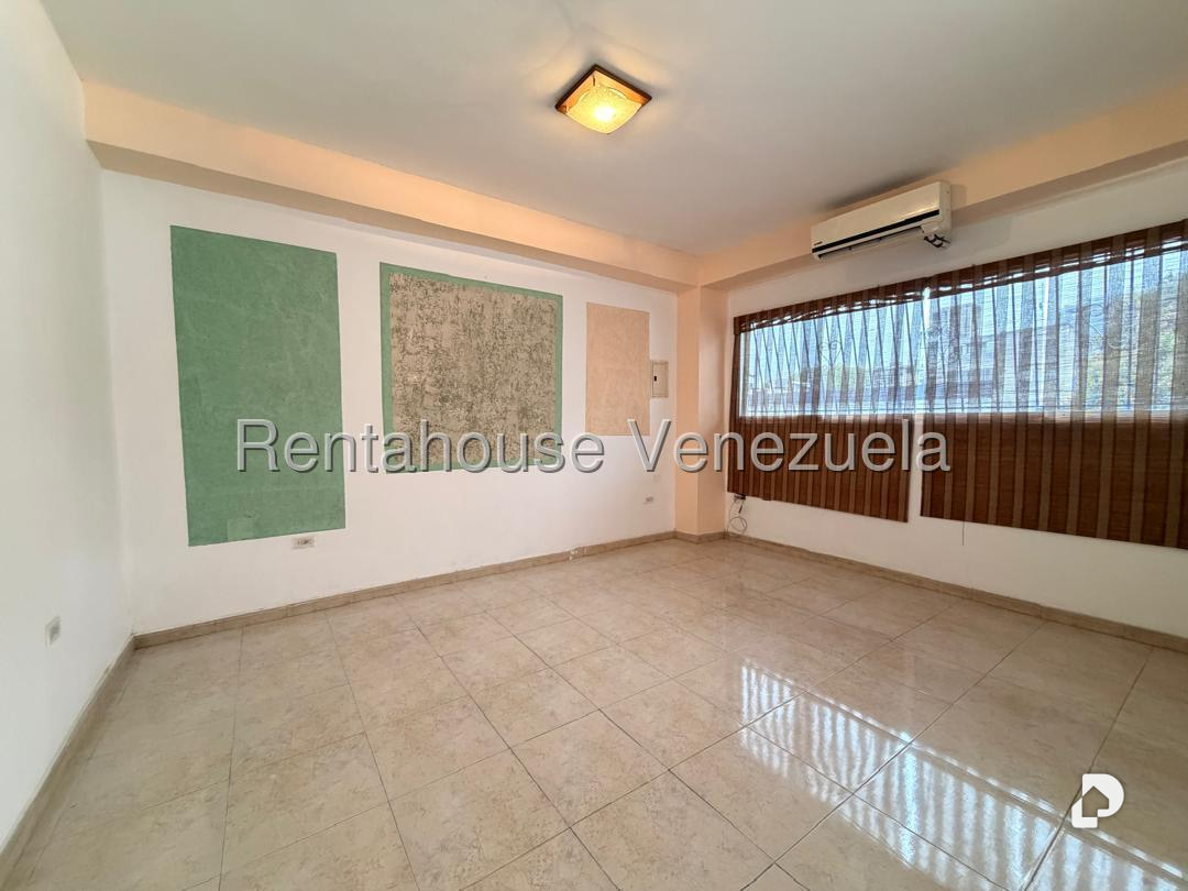 Casa en Montecristo, Caracas – 13