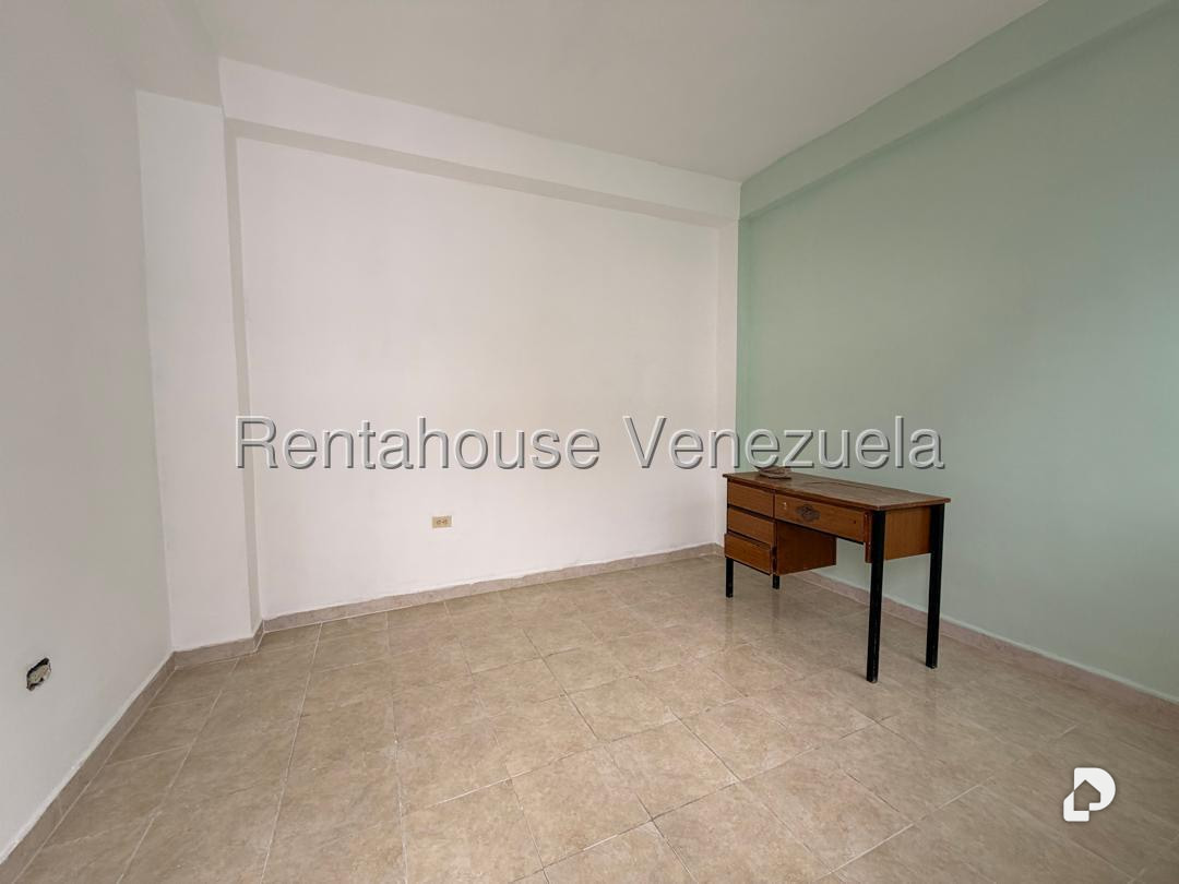 Casa en Montecristo, Caracas – 10