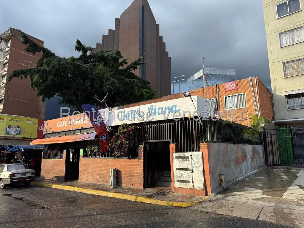 Terreno en Los Dos Caminos, Caracas - 1