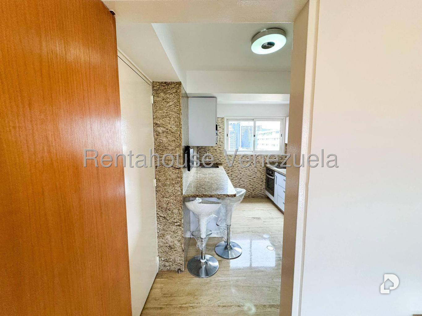 Apartamento en El Rosal, Caracas – 12