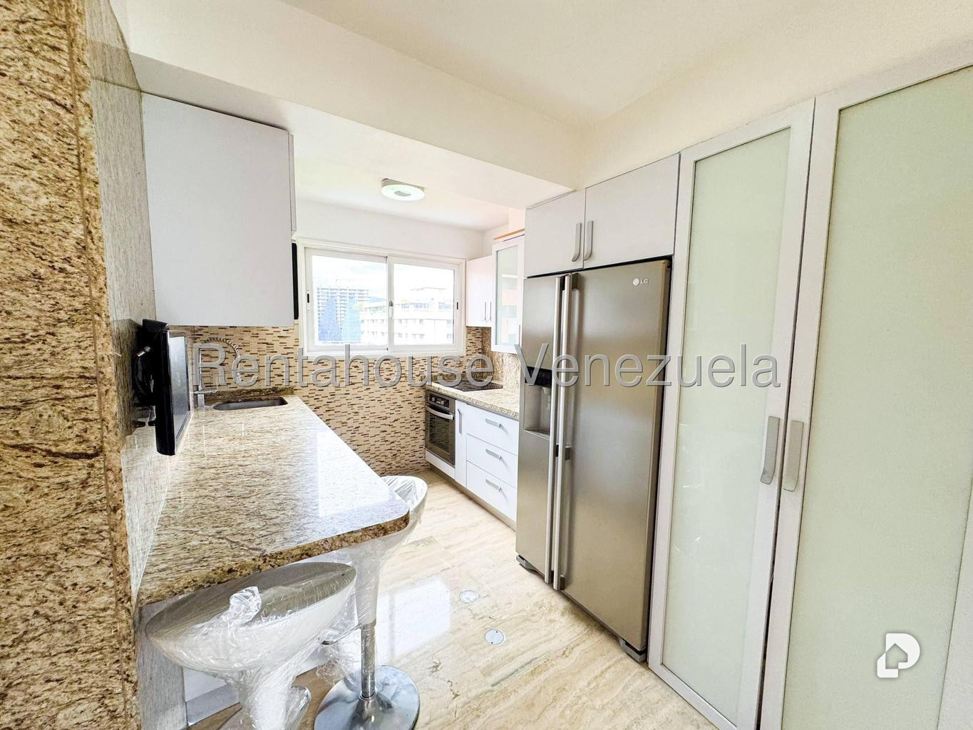 Apartamento en El Rosal, Caracas – 13