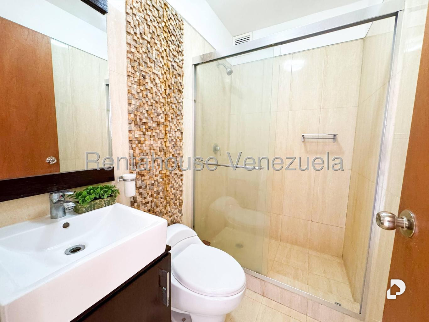 Apartamento en El Rosal, Caracas – 30