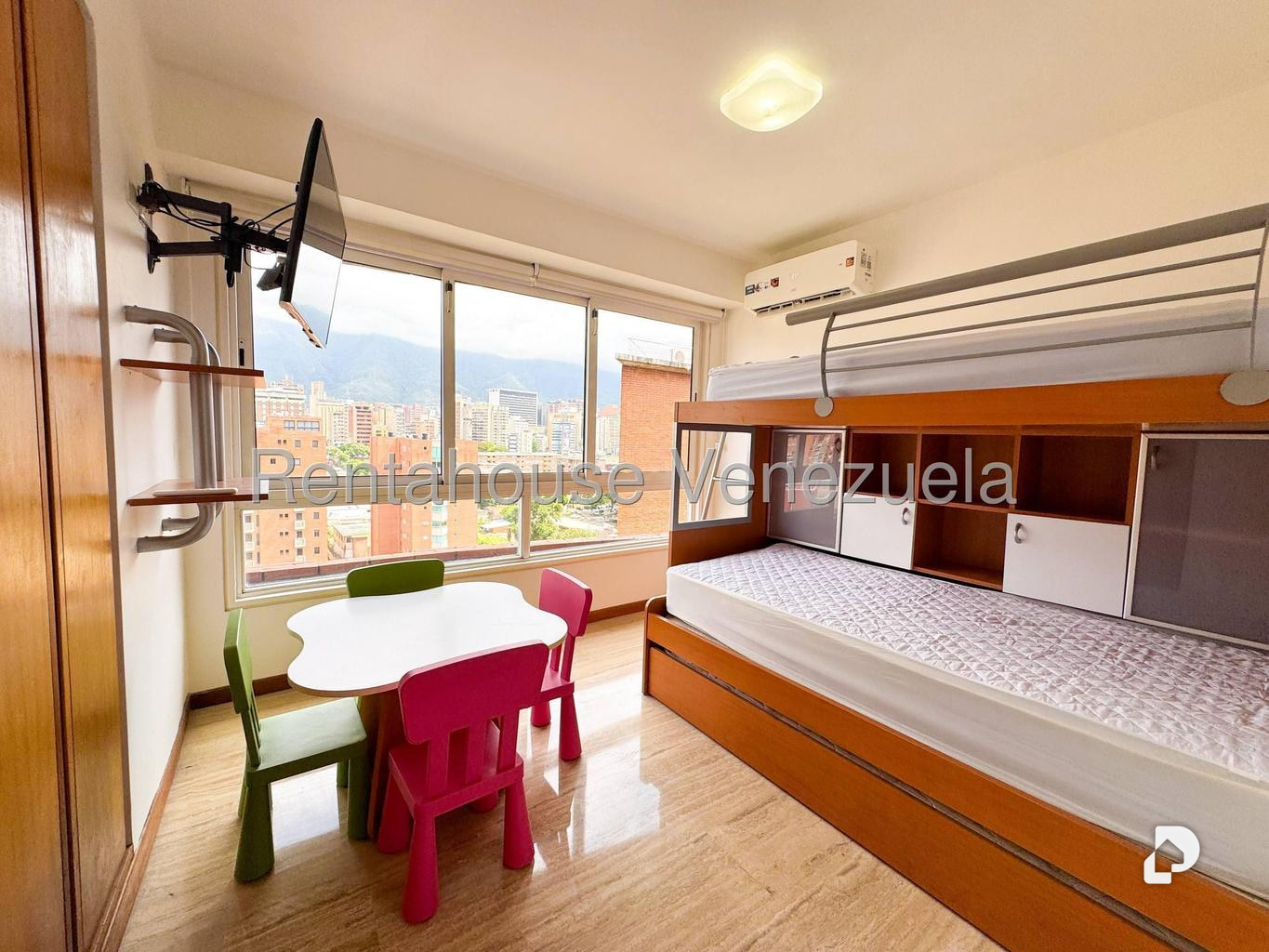 Apartamento en El Rosal, Caracas – 28