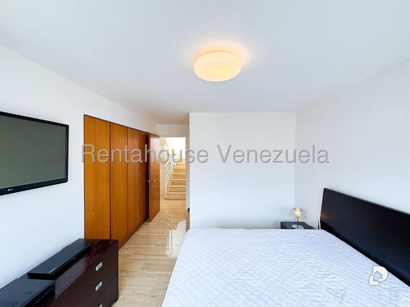 Apartamento en El Rosal, Caracas – 25