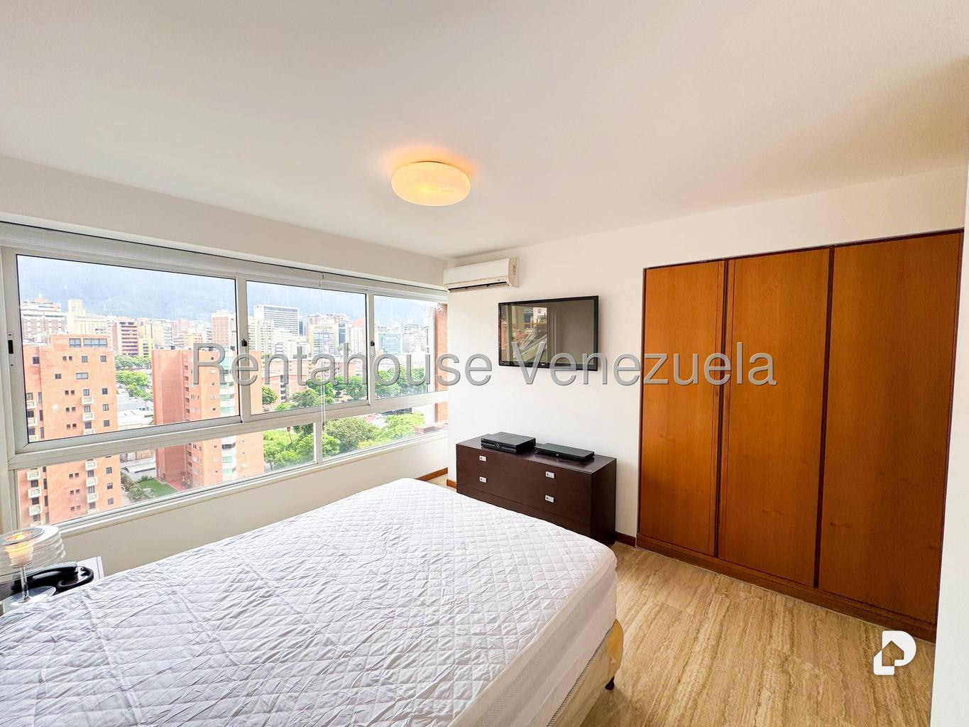 Apartamento en El Rosal, Caracas – 22
