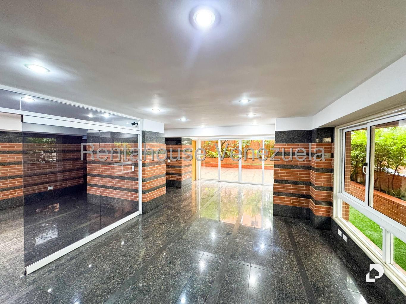 Apartamento en El Rosal, Caracas – 2