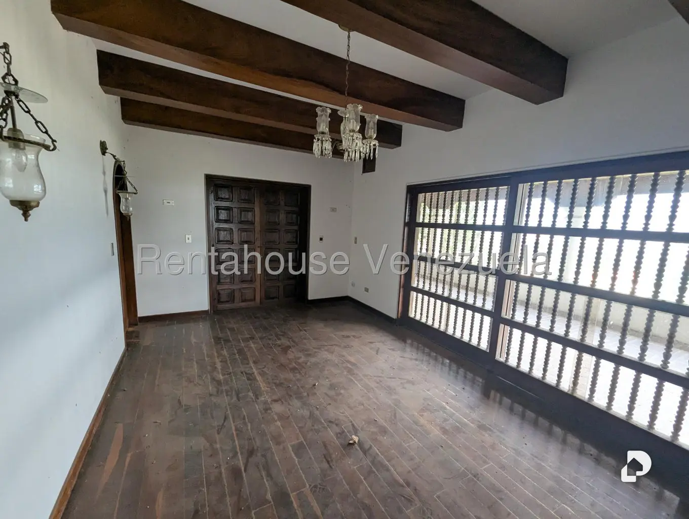 Casa en Cerro Verde, Caracas – 16