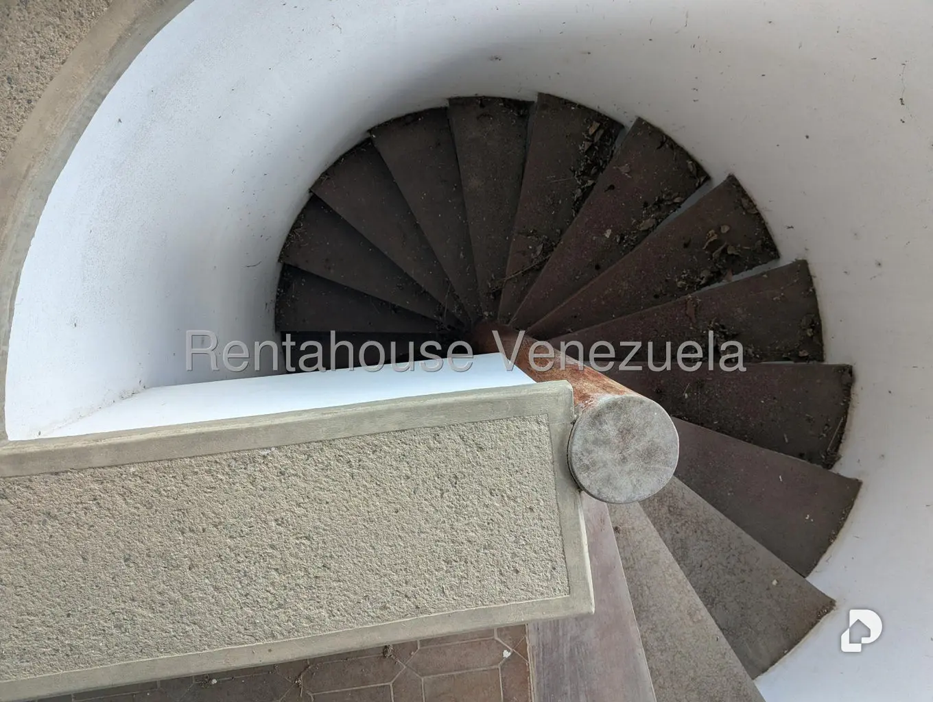 Casa en Cerro Verde, Caracas – 11