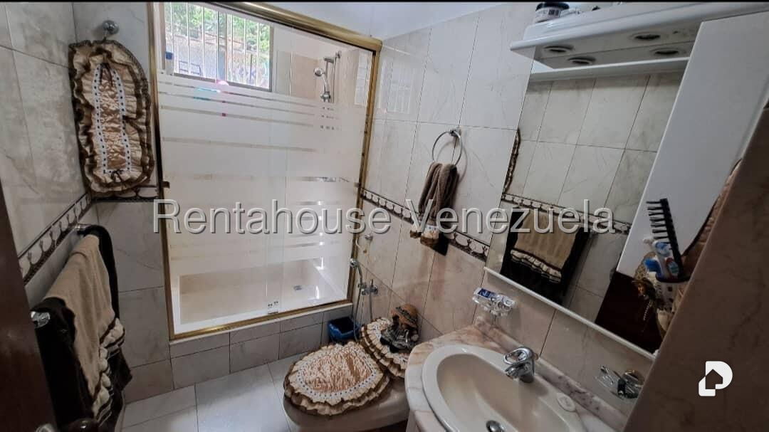 Apartamento en El Paraíso, Caracas – 23