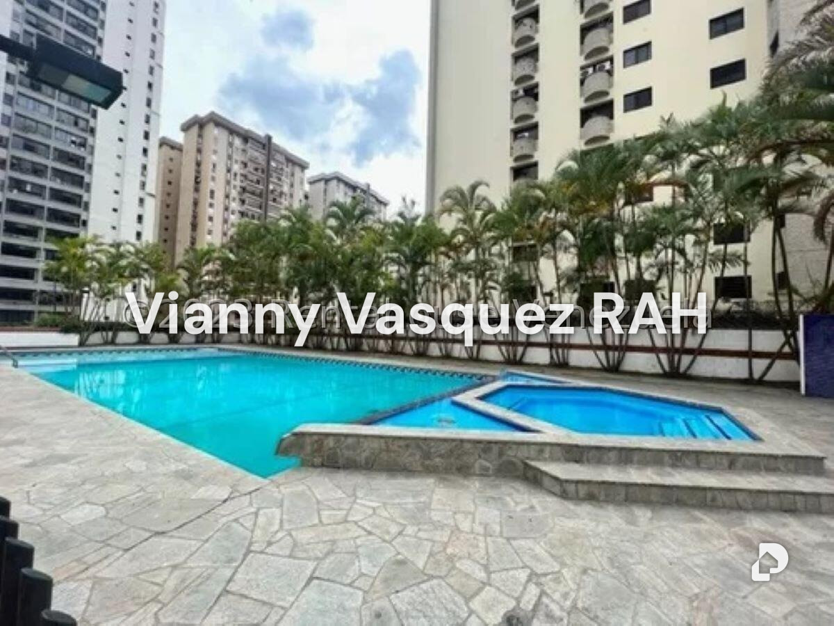 Apartamento en El Cigarral, Caracas – 15