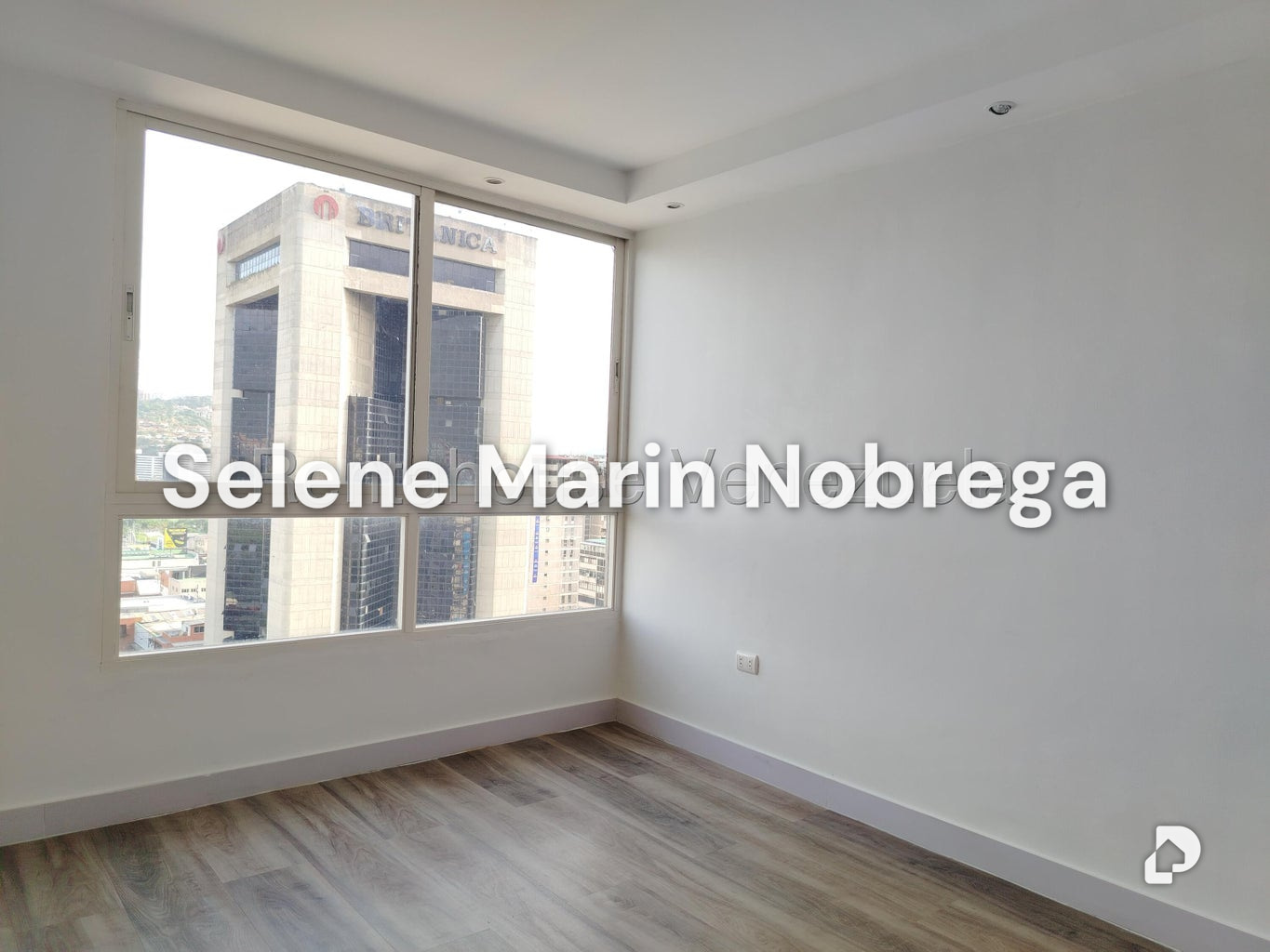 Apartamento en Altamira, Caracas – 11