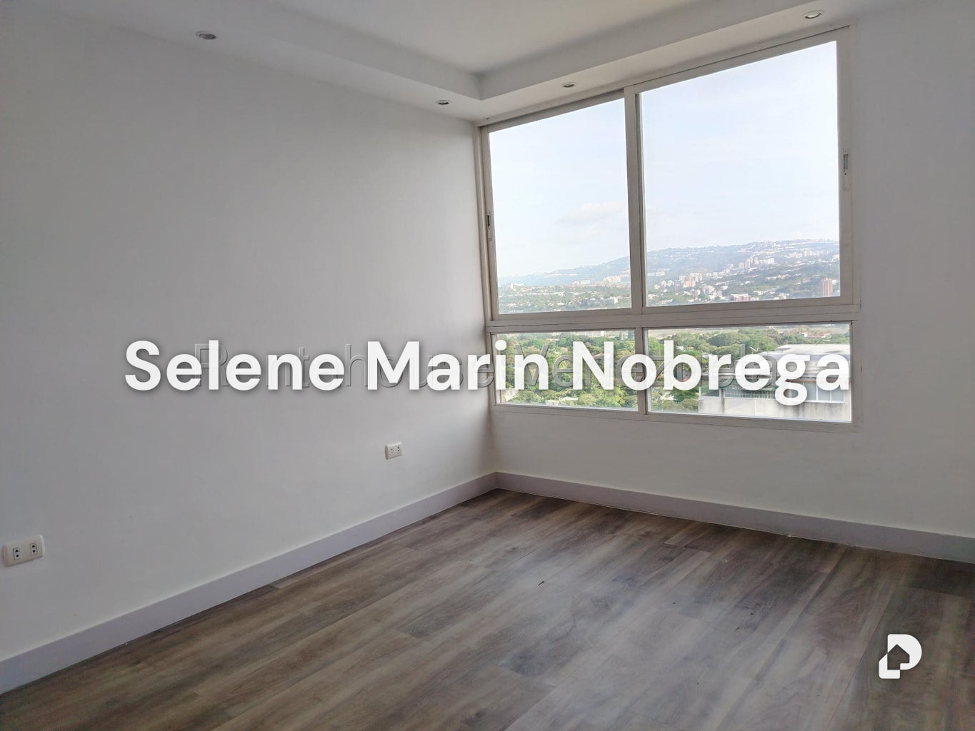 Apartamento en Altamira, Caracas – 13