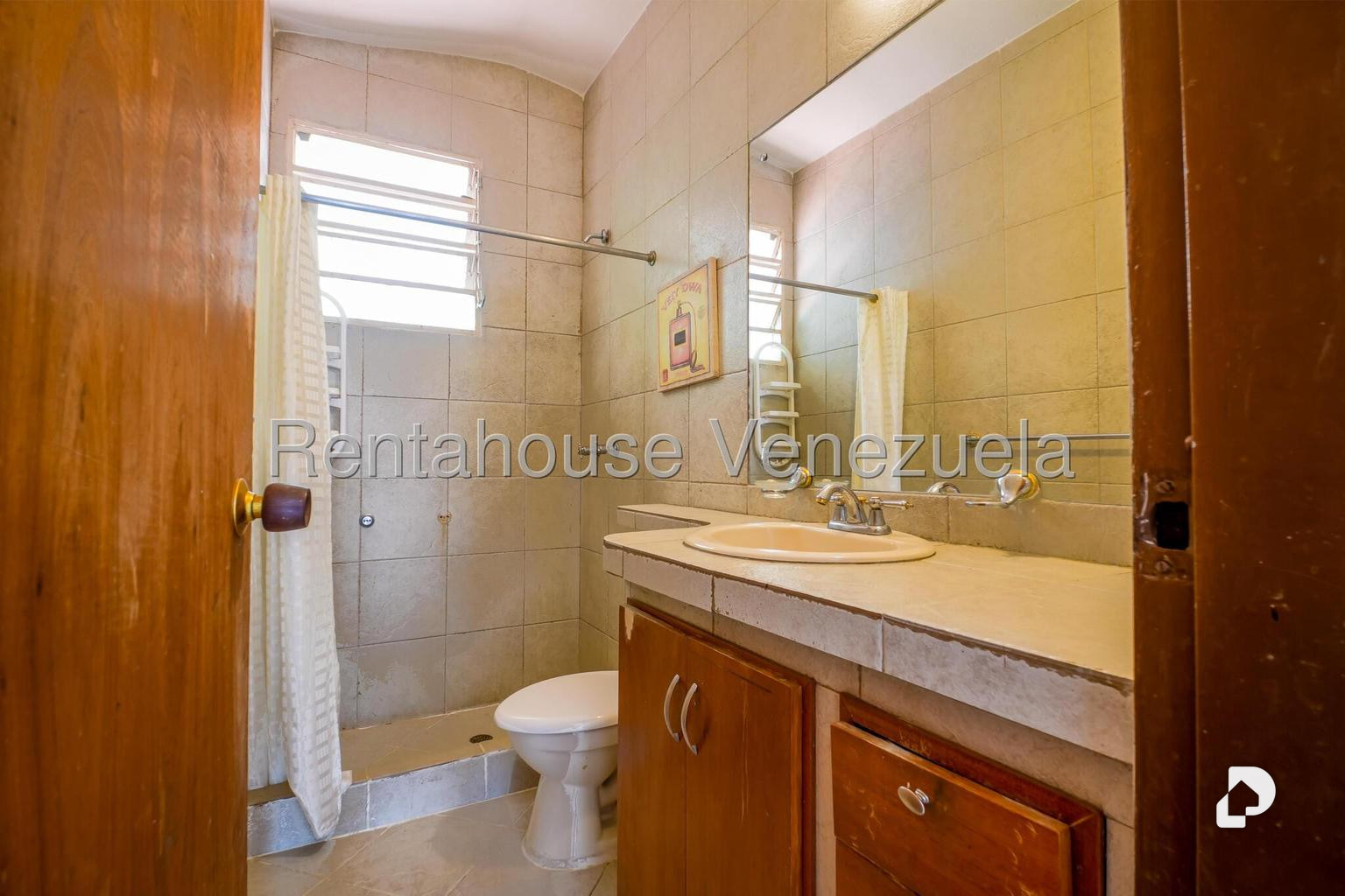 Casa en Santa Fe Norte, Caracas – 21