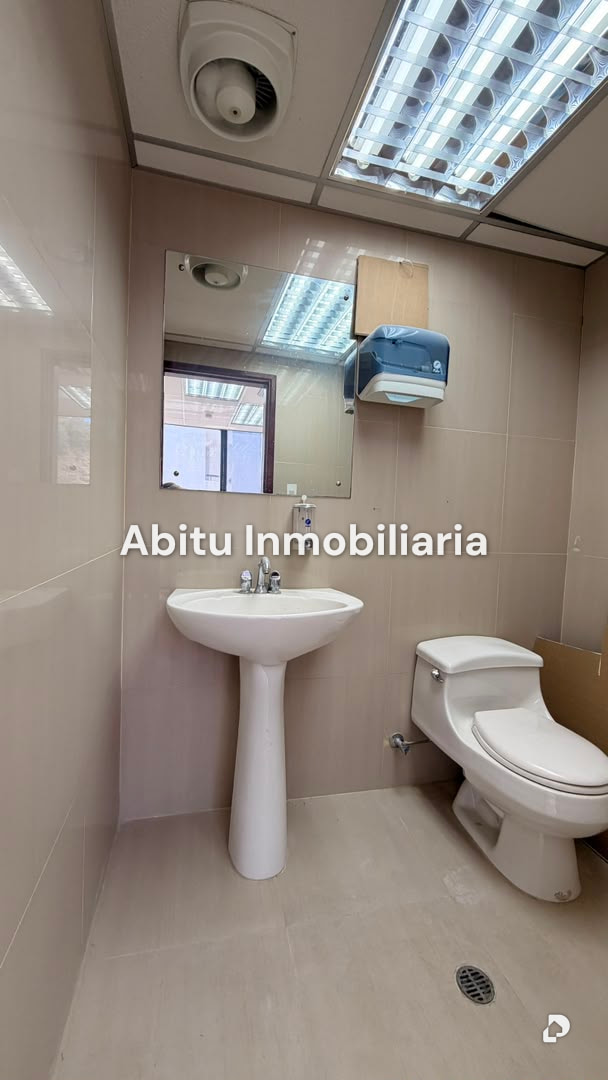 Oficina en Chuao, Caracas – 10