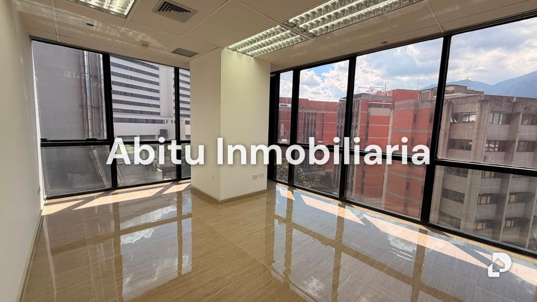Oficina en Chuao, Caracas – 1