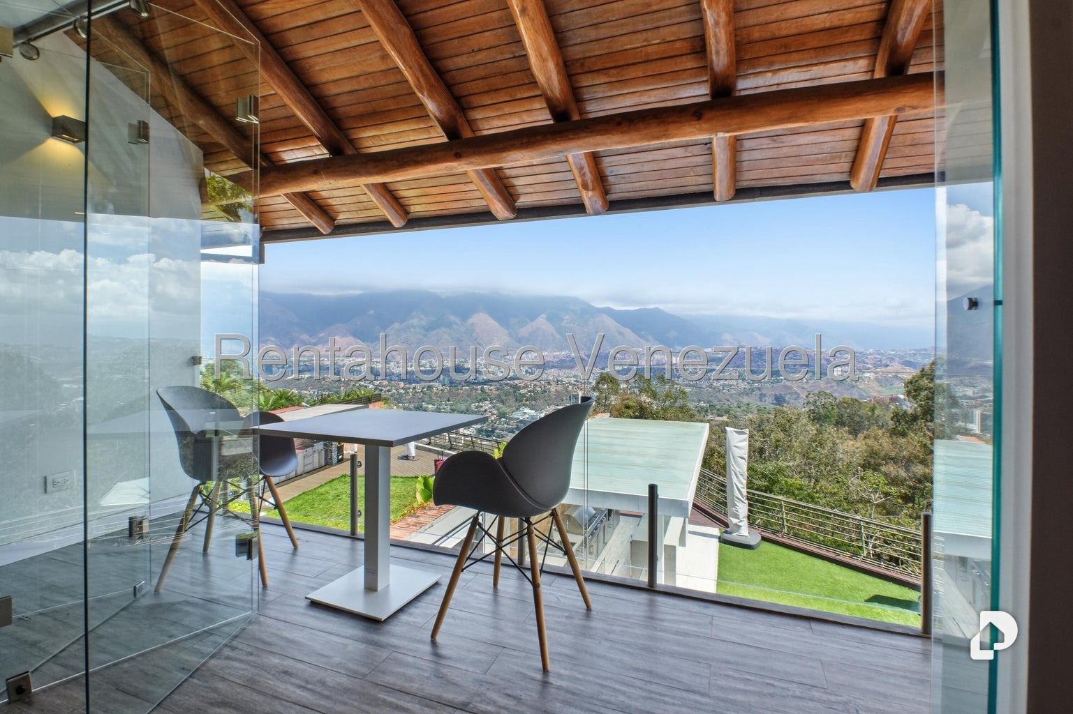 Casa en Alto Hatillo, Caracas – 15