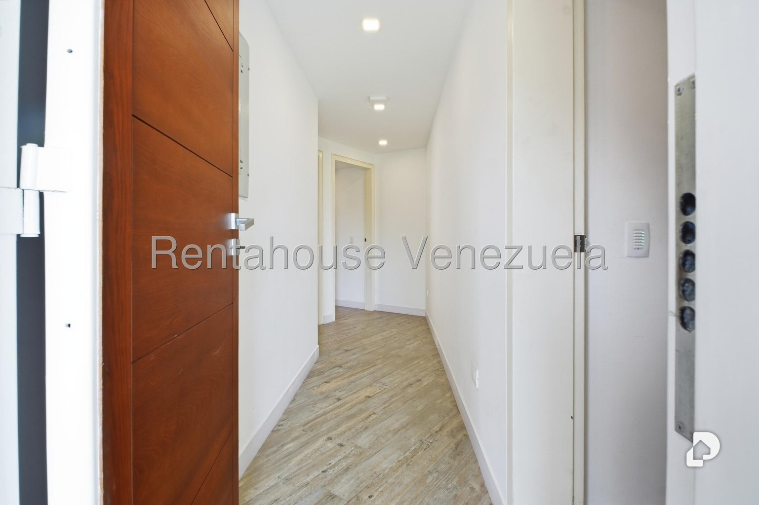 Casa en Alto Hatillo, Caracas – 11