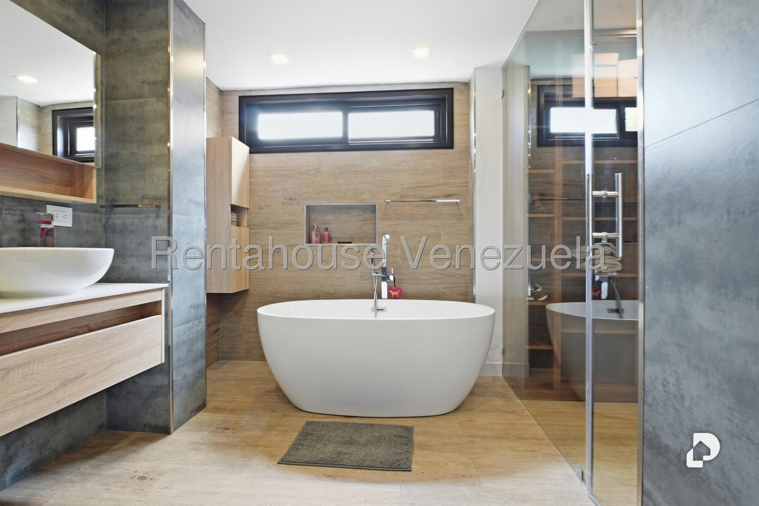 Casa en Alto Hatillo, Caracas – 26