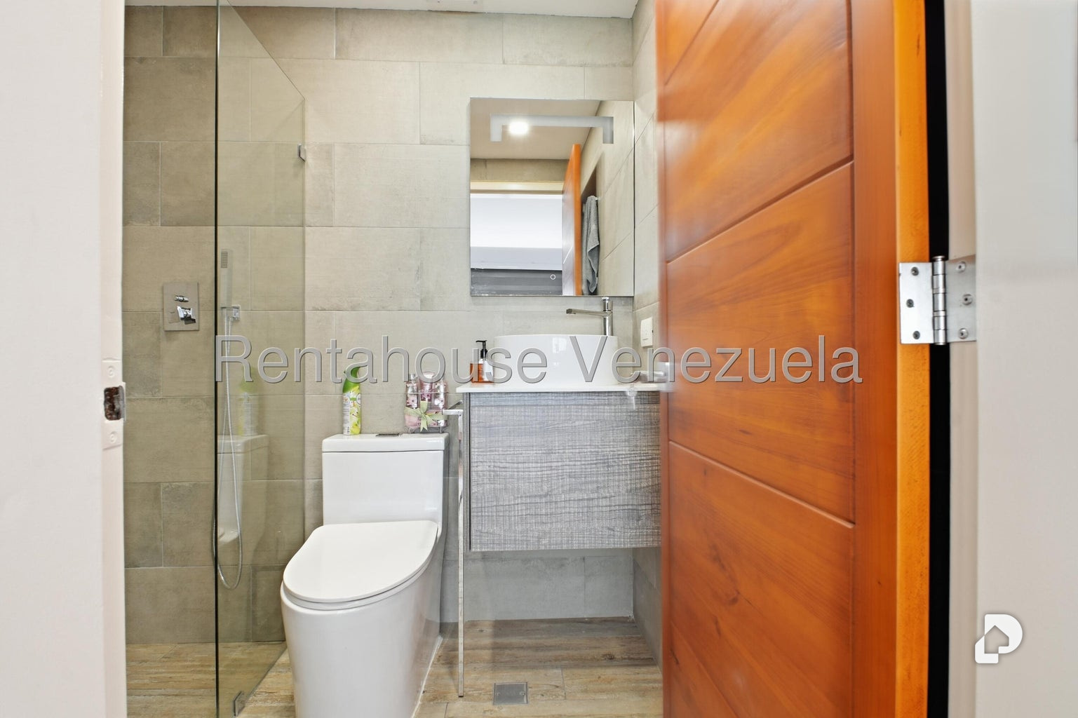 Casa en Alto Hatillo, Caracas – 24