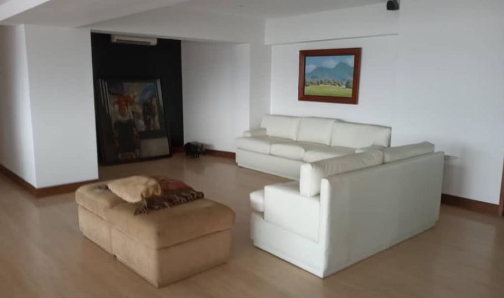 Apartamento en Chulavista, Caracas - 1