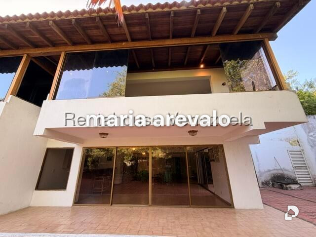 House in Colinas del Tamanaco, Caracas – 2