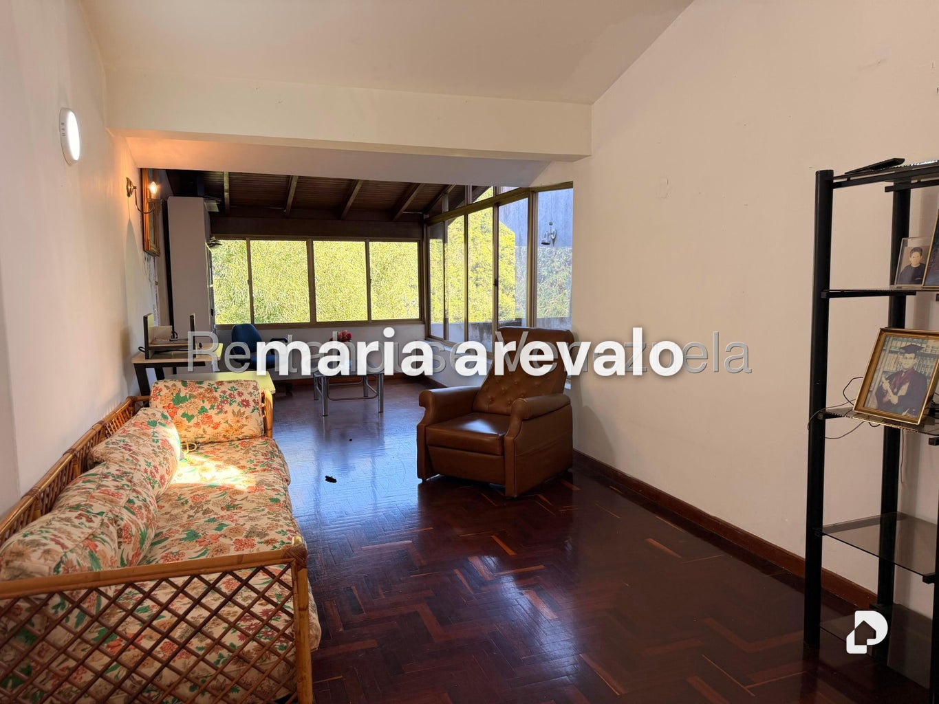 House in Colinas del Tamanaco, Caracas – 22