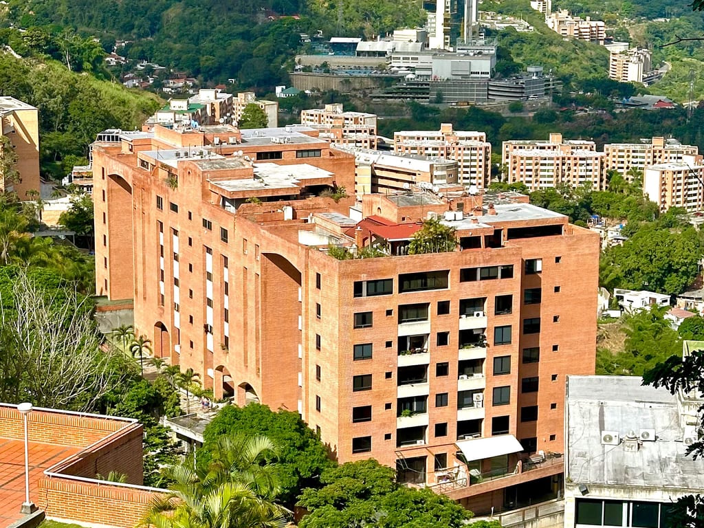 Apartamento en Lomas del Sol, Caracas - 1