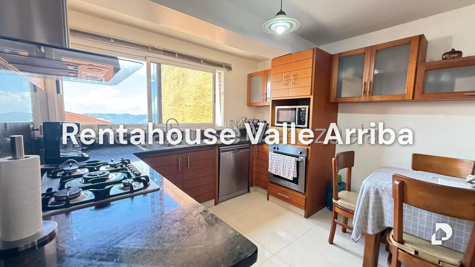 House in Loma Linda, Caracas – 12
