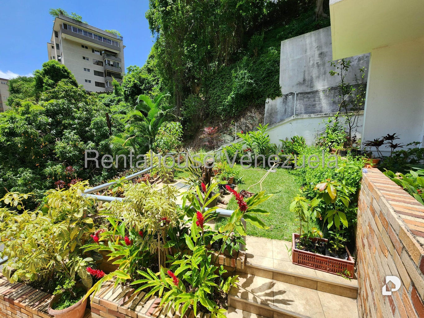 Casa en Colinas de Bello Monte, Caracas – 71