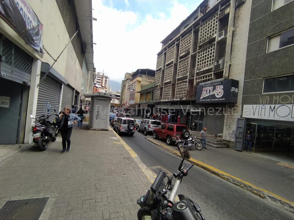 Local comercial en Centro, Caracas - 1