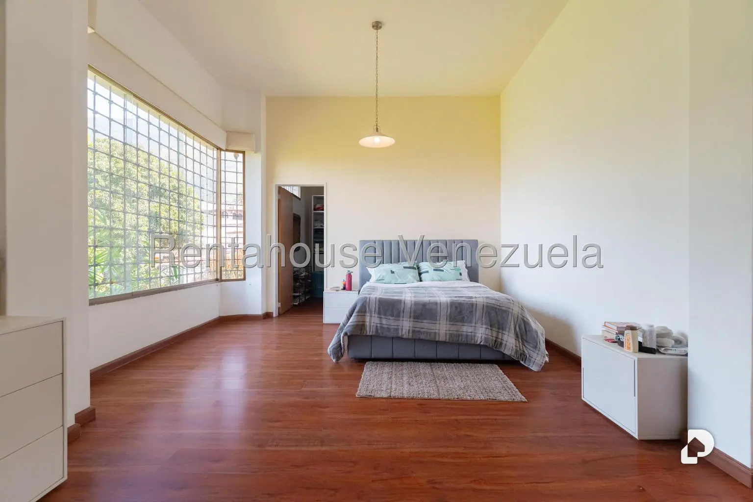 Casa en Miranda, Caracas – 29