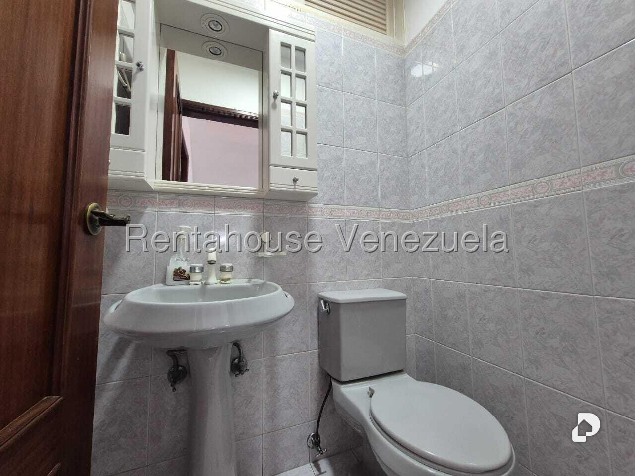Casa en San Bernardino, Caracas – 25