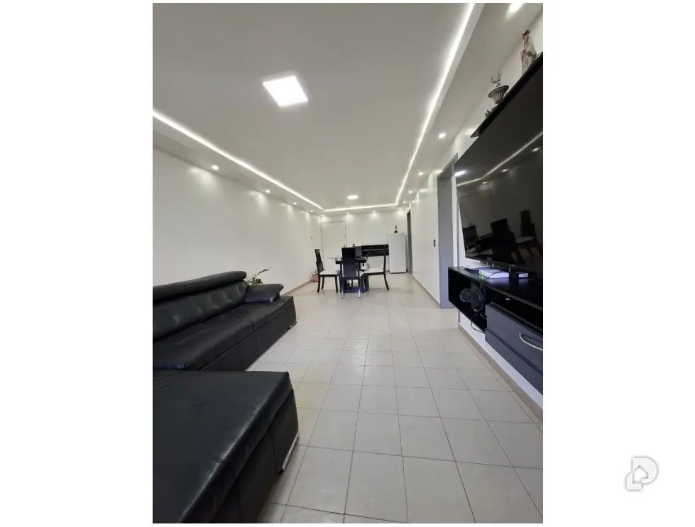 Apartamento en La Rosaleda, Altos Mirandinos – 6