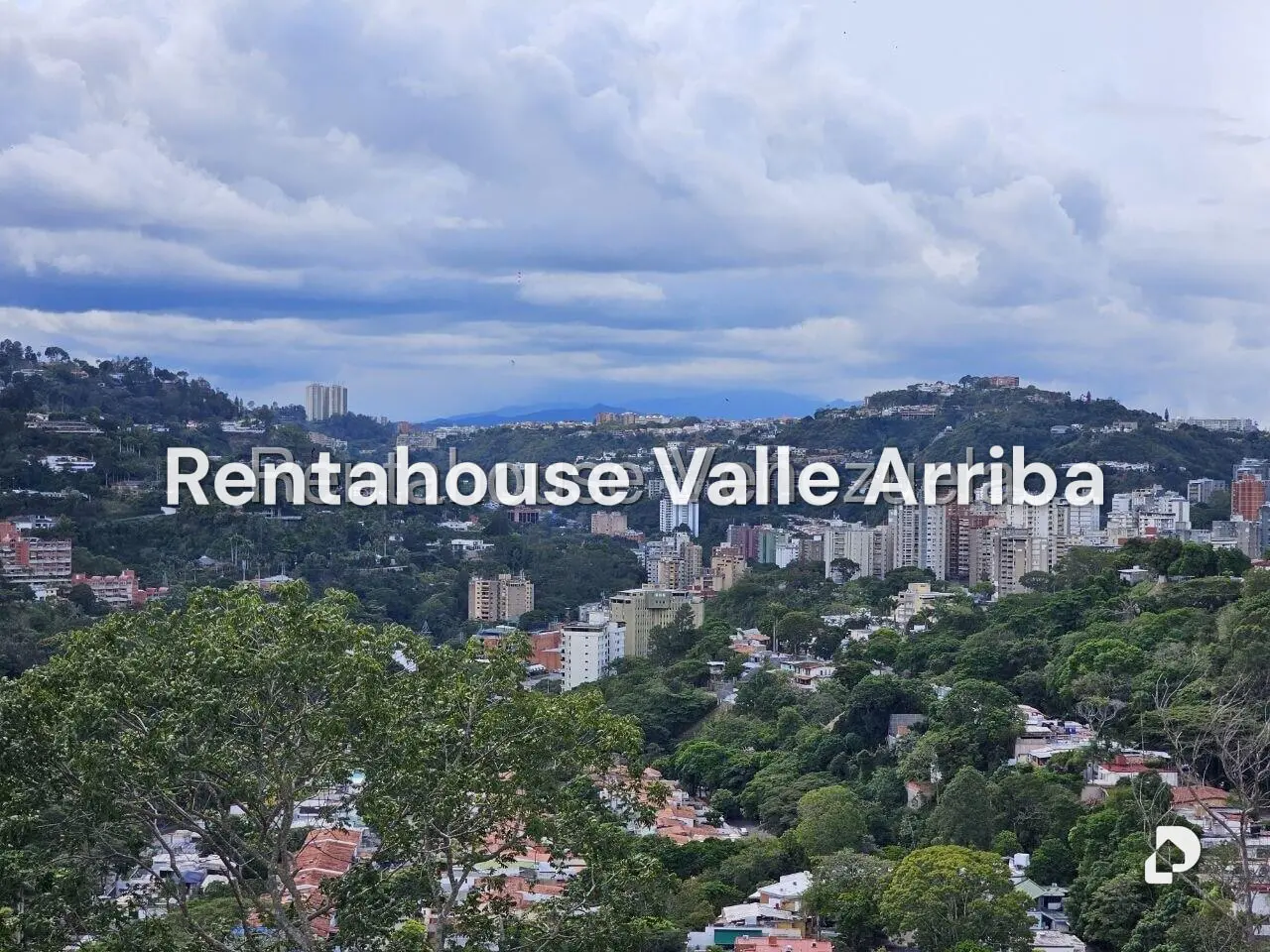 Casa en Macaracuay, Caracas – 25