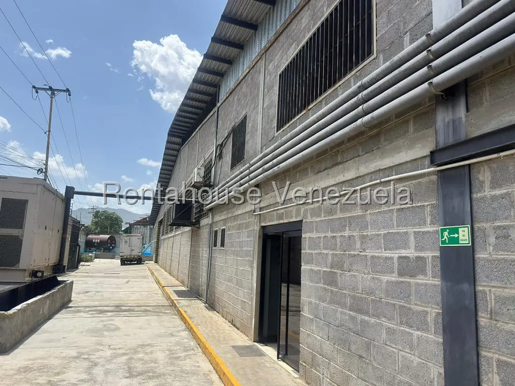 Warehouse in Terrinca, Guatire - 1
