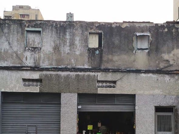 Local comercial en Av. Fuerzas Armadas, Caracas - 1