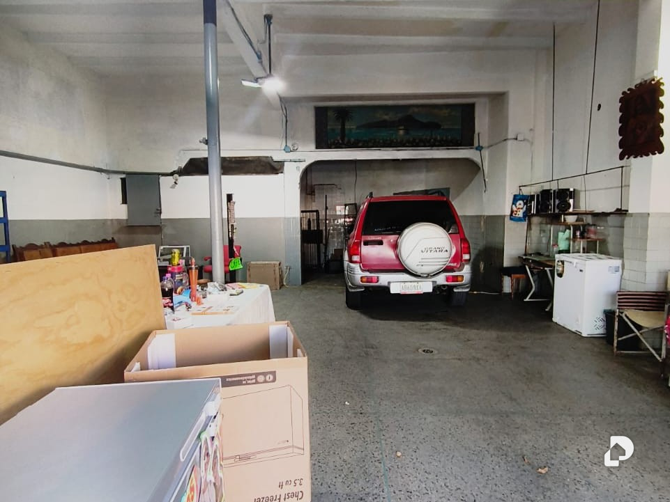 Local comercial en Av. Fuerzas Armadas, Caracas – 5
