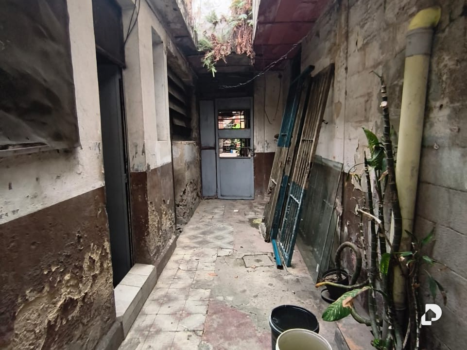Local comercial en Av. Fuerzas Armadas, Caracas – 7