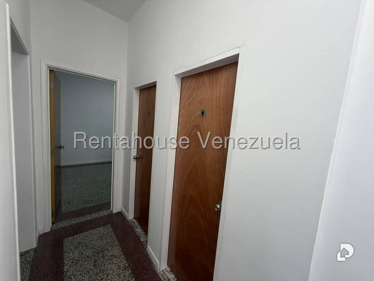 Local comercial en Santa Mónica, Caracas – 6
