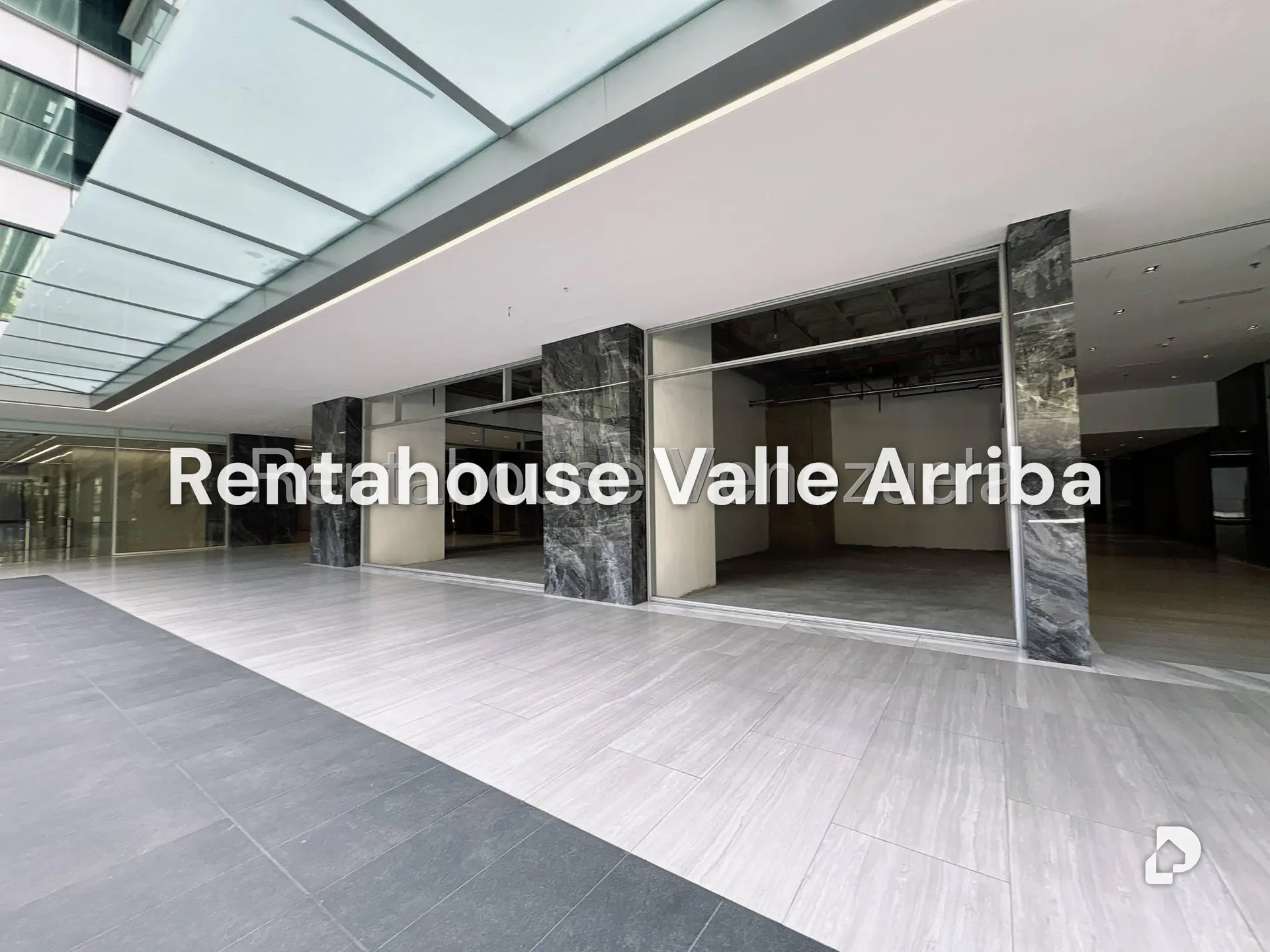 Local comercial en Campo Alegre, Caracas – 14